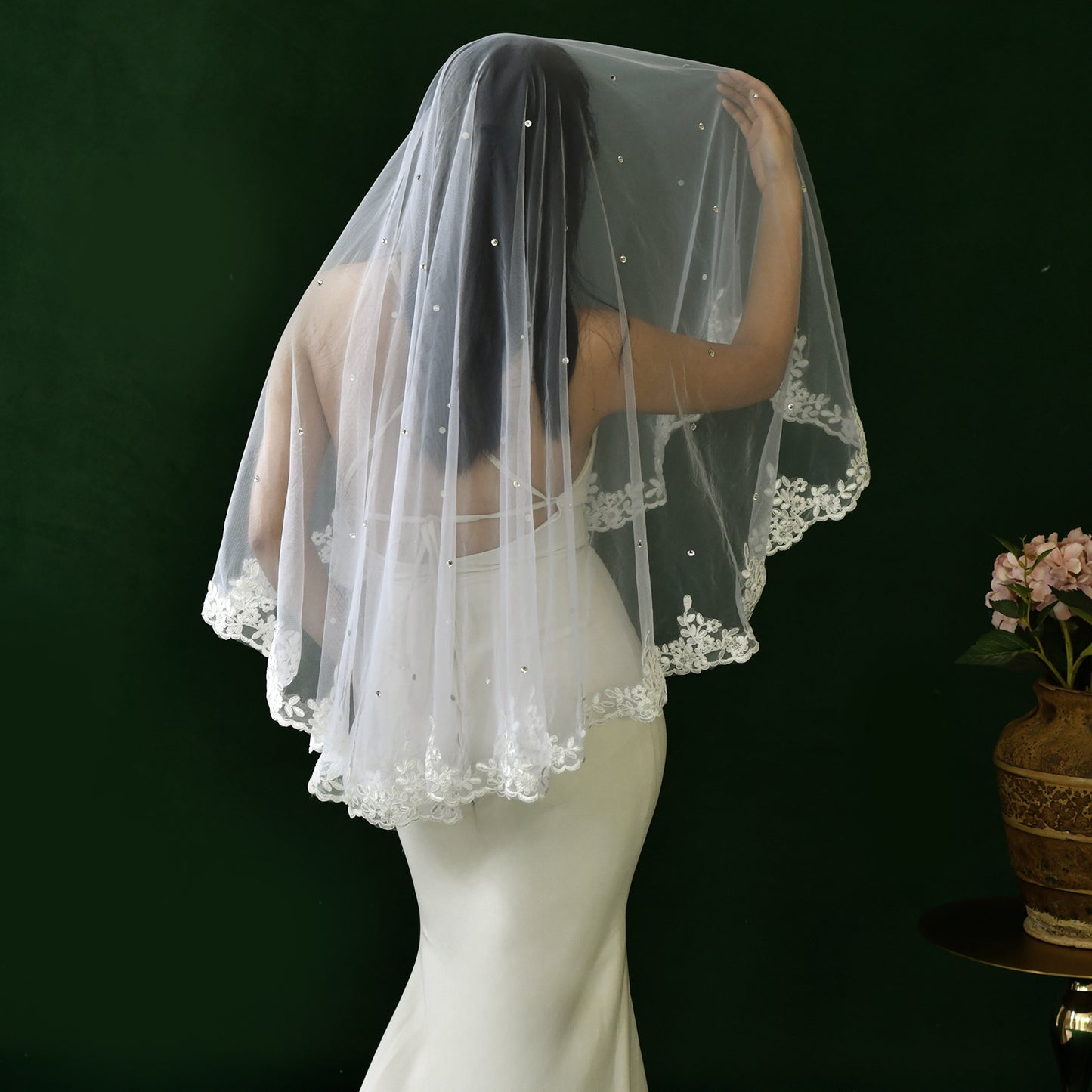 BRIDELLA BM37  Romantic White Lace With Pearl Single-Layer Veil Wedding Accessory Hairless Comb Available For Customization