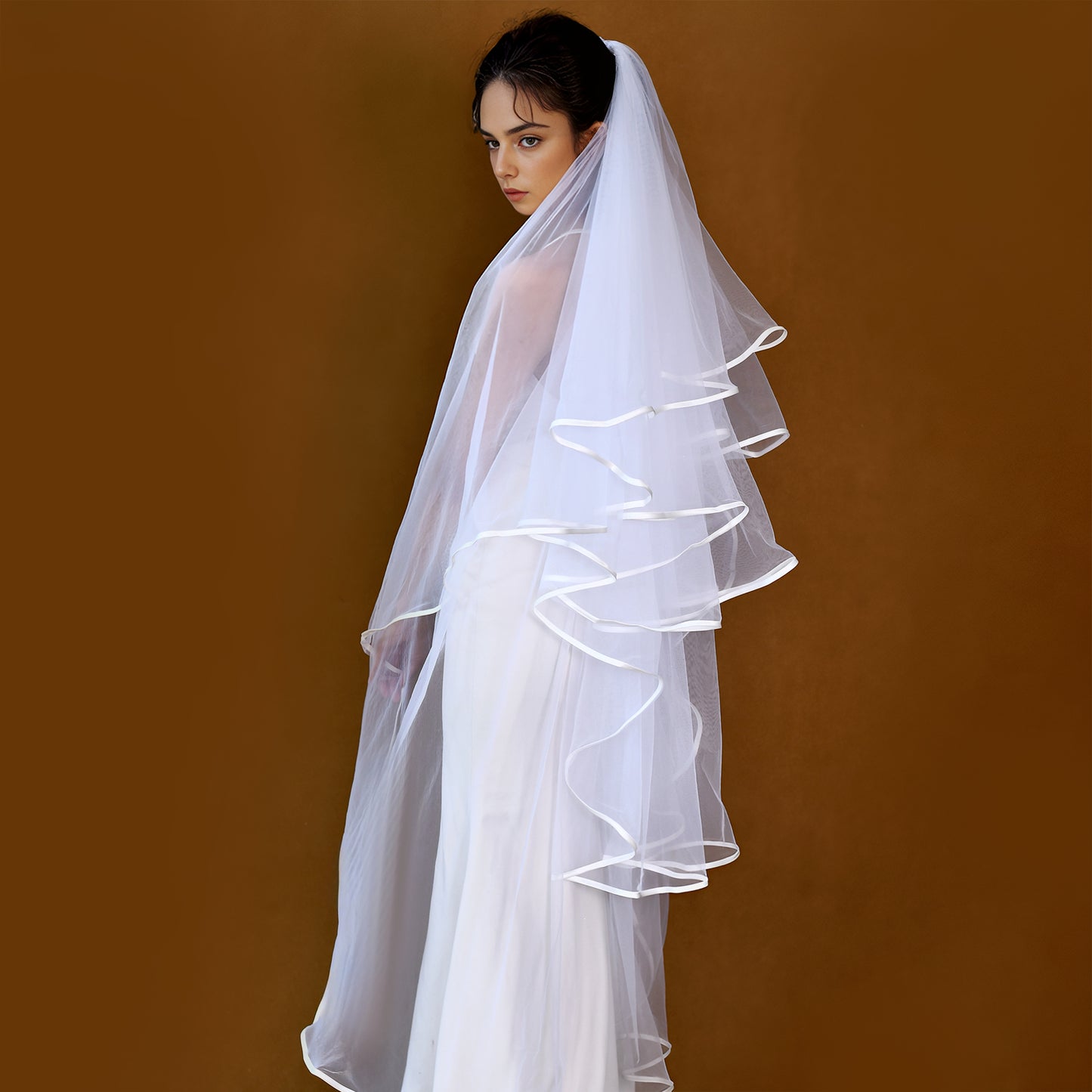 BRIDELLA BM100  White 4 Tiers Ribbon Edge Wedding Accessories For Bride Elegant Wedding Headdress