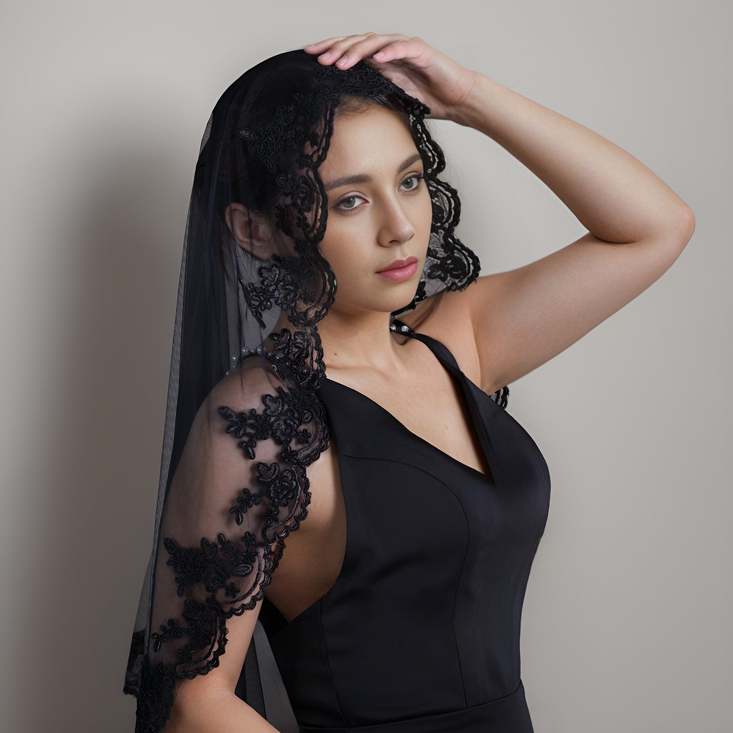 BRIDELLA BV65 Gothic Black Single Layer Mesh Veil Comb Free Lace Edge Wedding Hijab Role Play Props