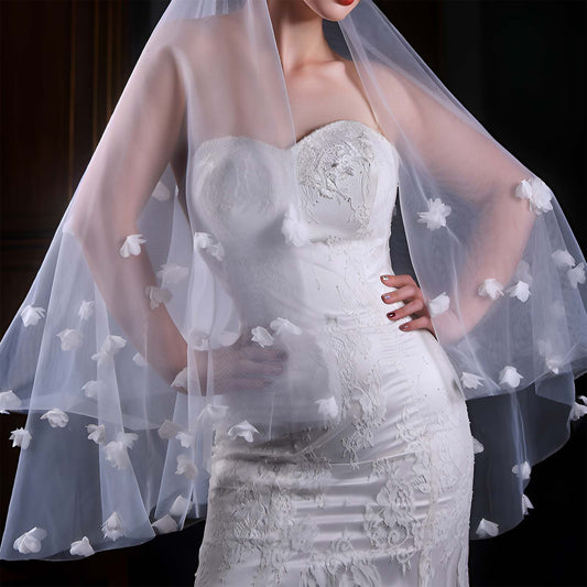 V111-I white mesh veil