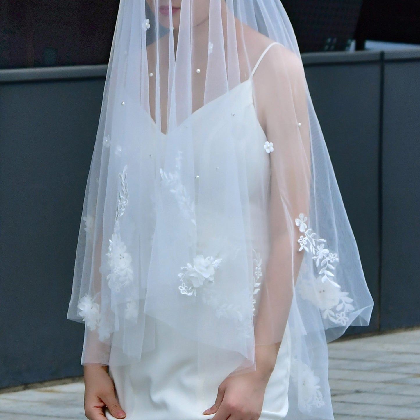 BRIDELLA BV122 Double Layer Elegant 3D Lace Flower Decoration Bridal Wedding Veil With High Quality Comb Fastening