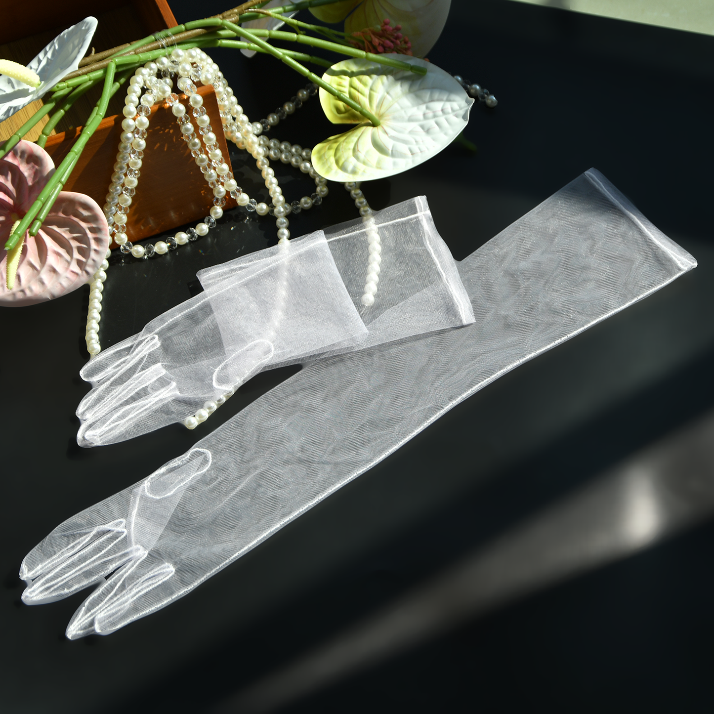 BRIDELLA BGLL-W Ladies Vintage Wedding White Mesh Gloves The Elbow Long Bridal Gloves Daily Photo Wedding Accessories