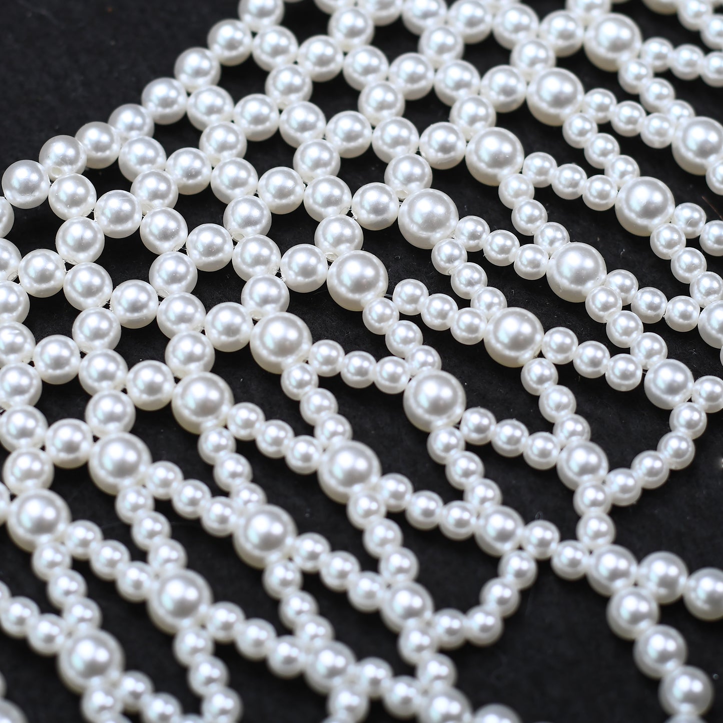 VG94 white pearl shawl