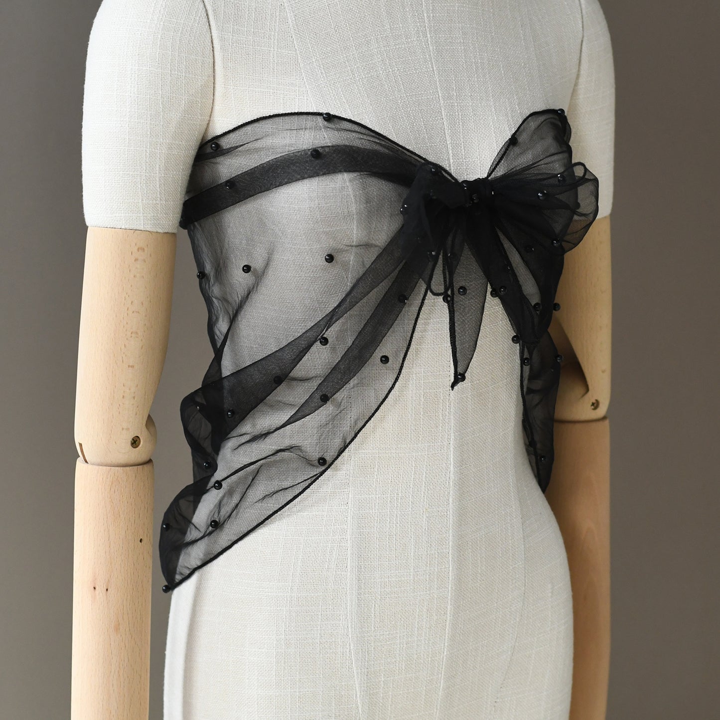 VG86-B black pearl mesh shawl