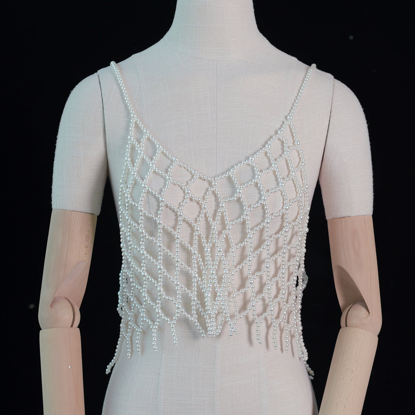 VG101 white pearl shawl