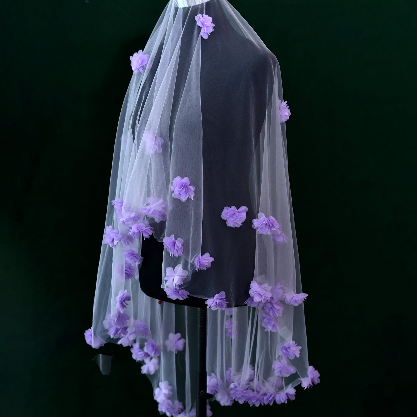 M133 purple mesh flower veil