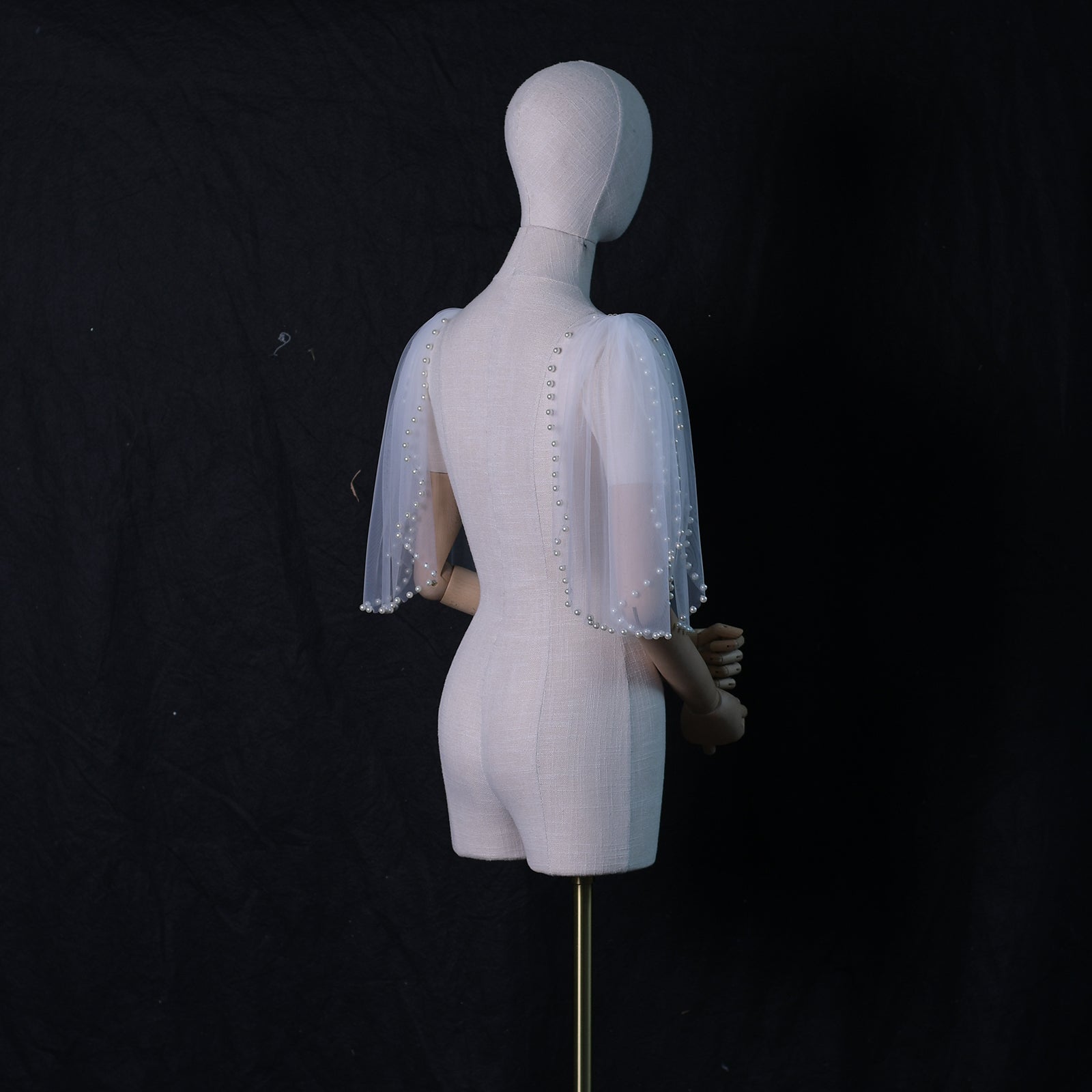 VG40A-I-1 white pearl mesh shawl