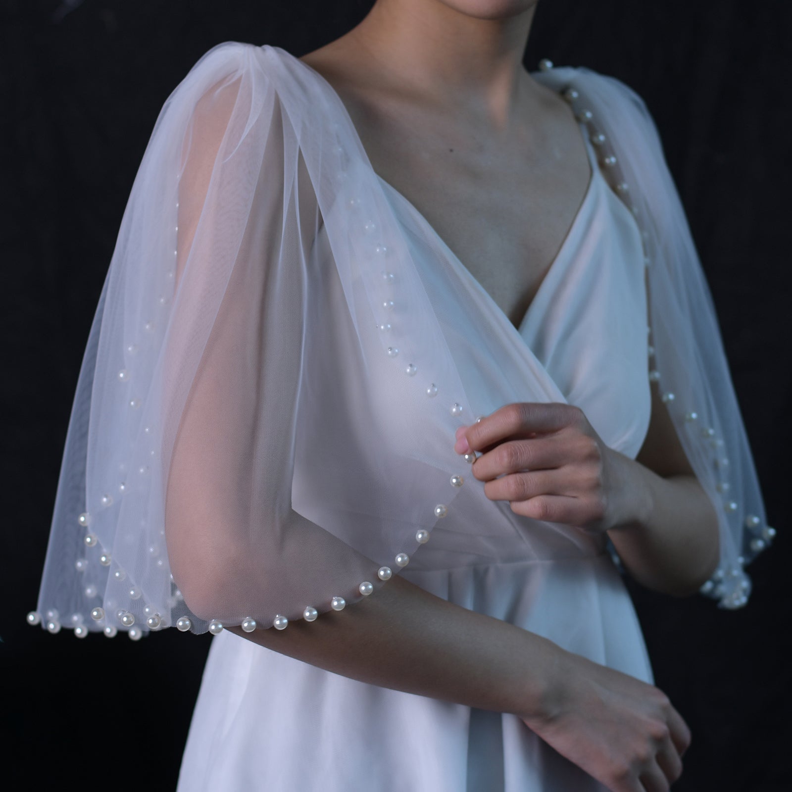 VG40A-I-1 white pearl mesh shawl