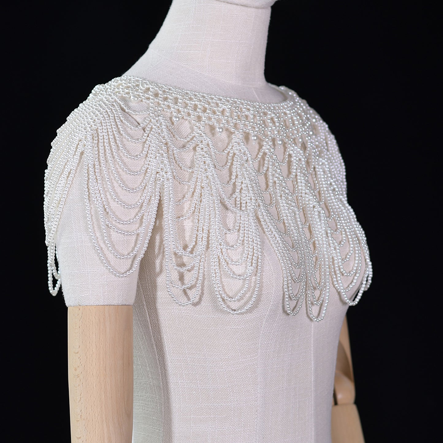 VG38A white pearl shawl