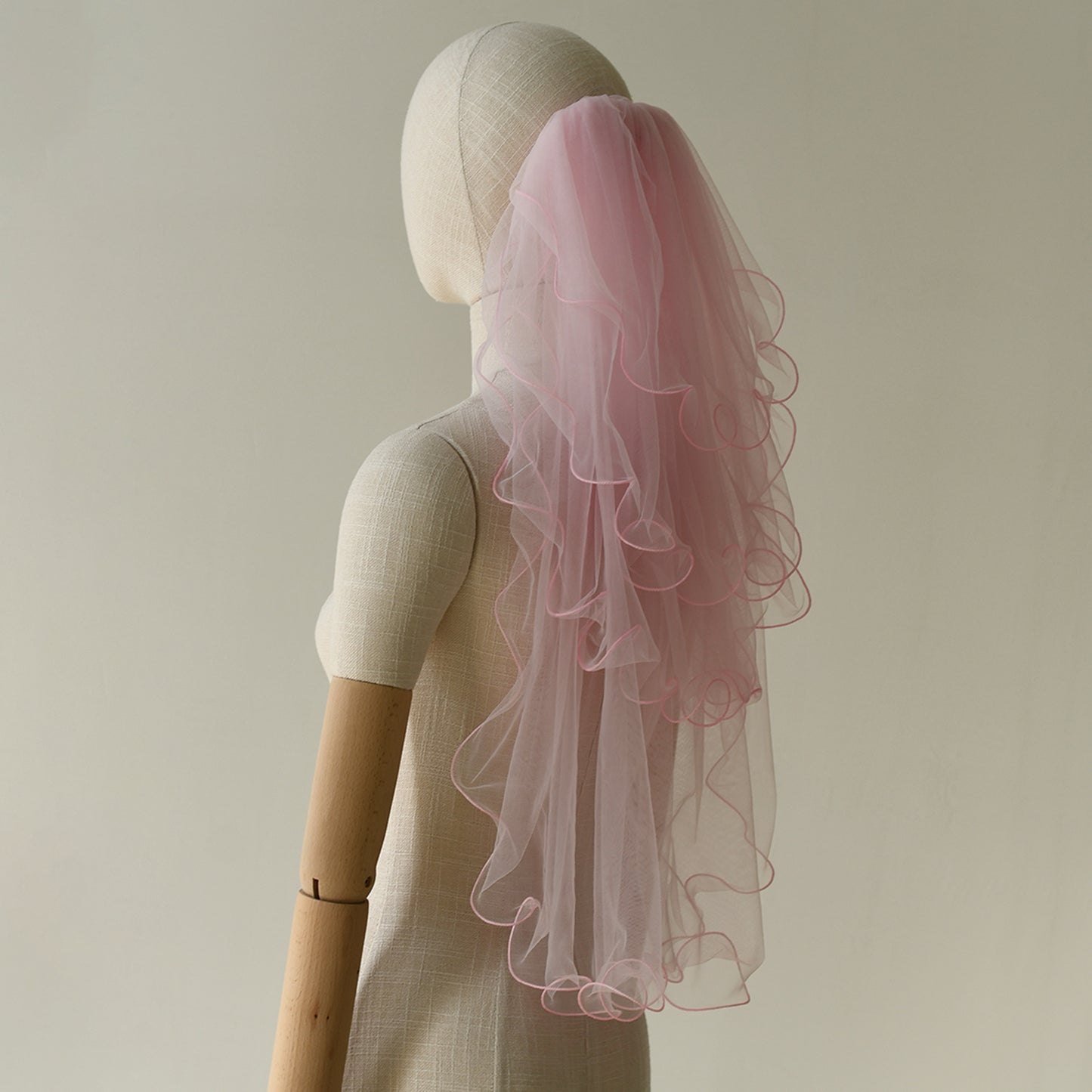 M149-P pink mesh flower veil