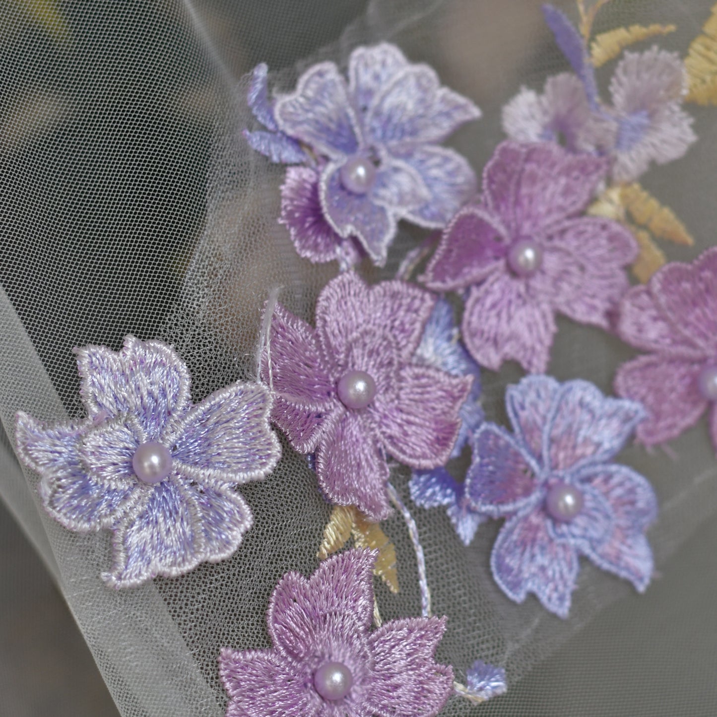 M181-I lavender mesh hair comb