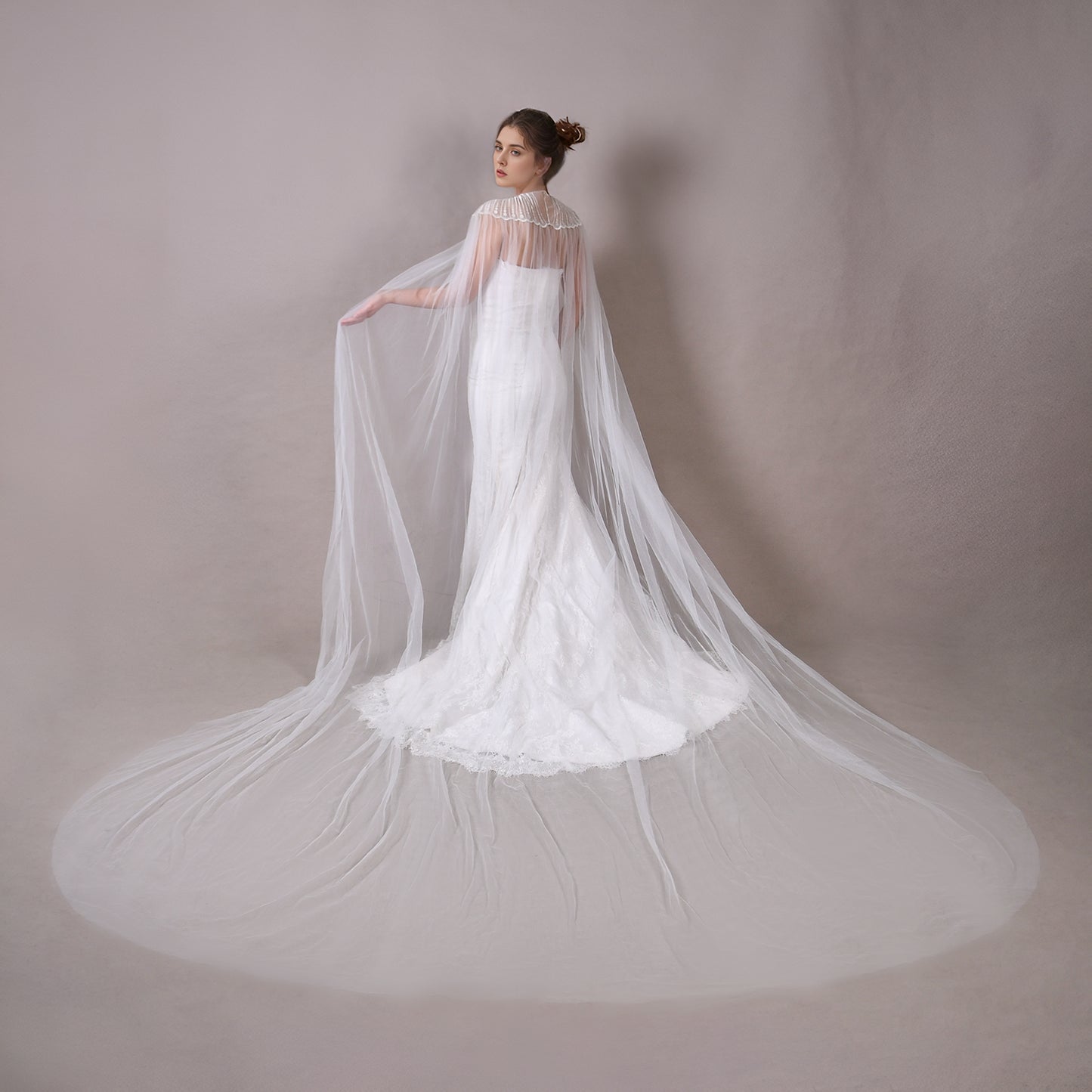 VG24-I white mesh shoulder sleeve