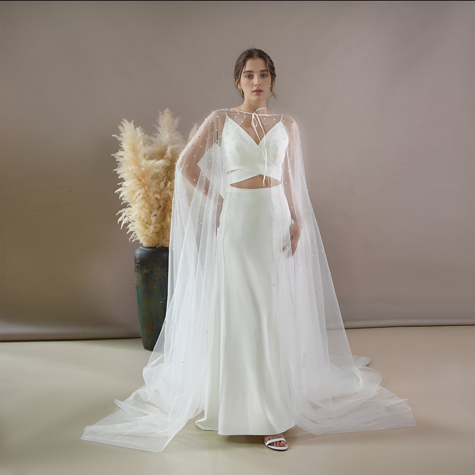 VG17-I white pearl mesh shawl