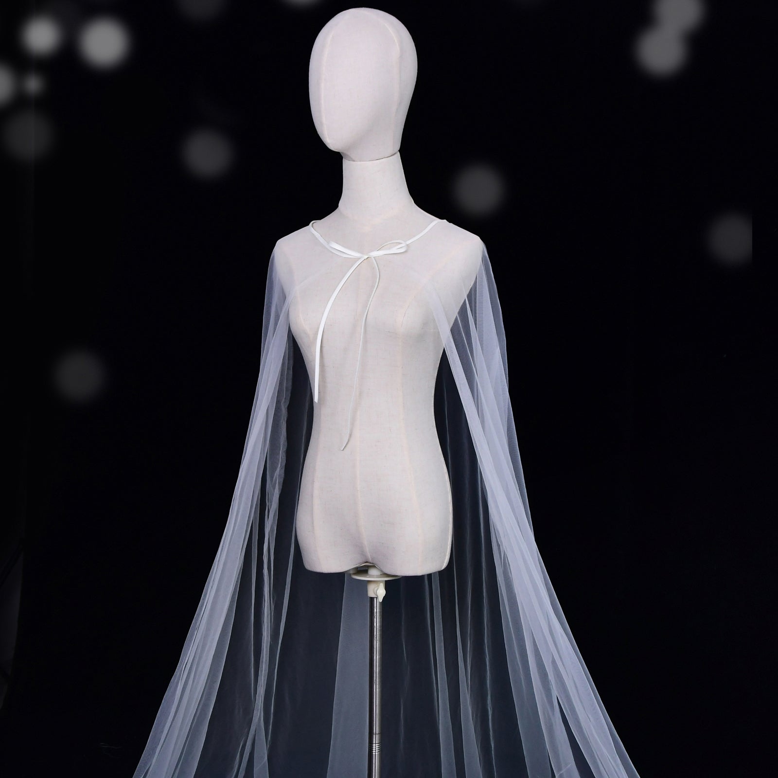 VG16-W white mesh shawl