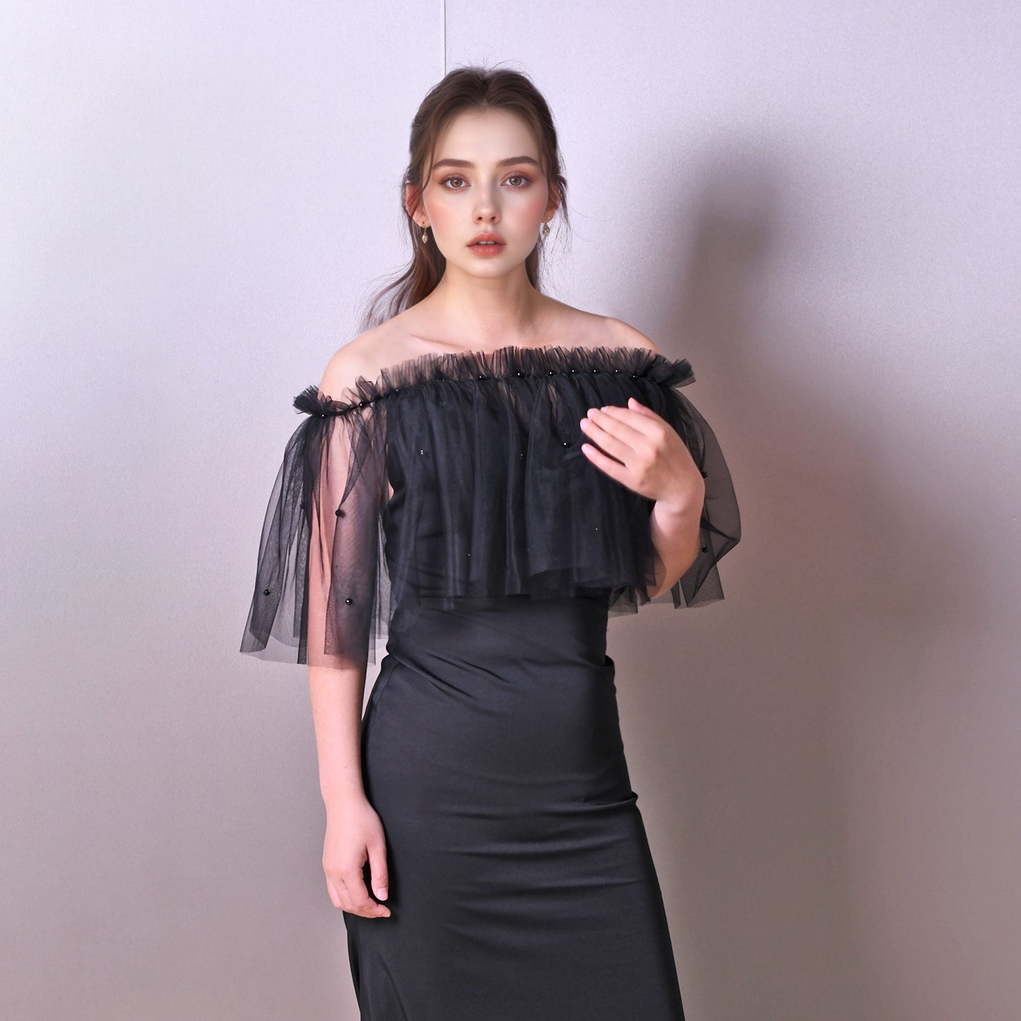 VG112-W-1 black pearl mesh shawl