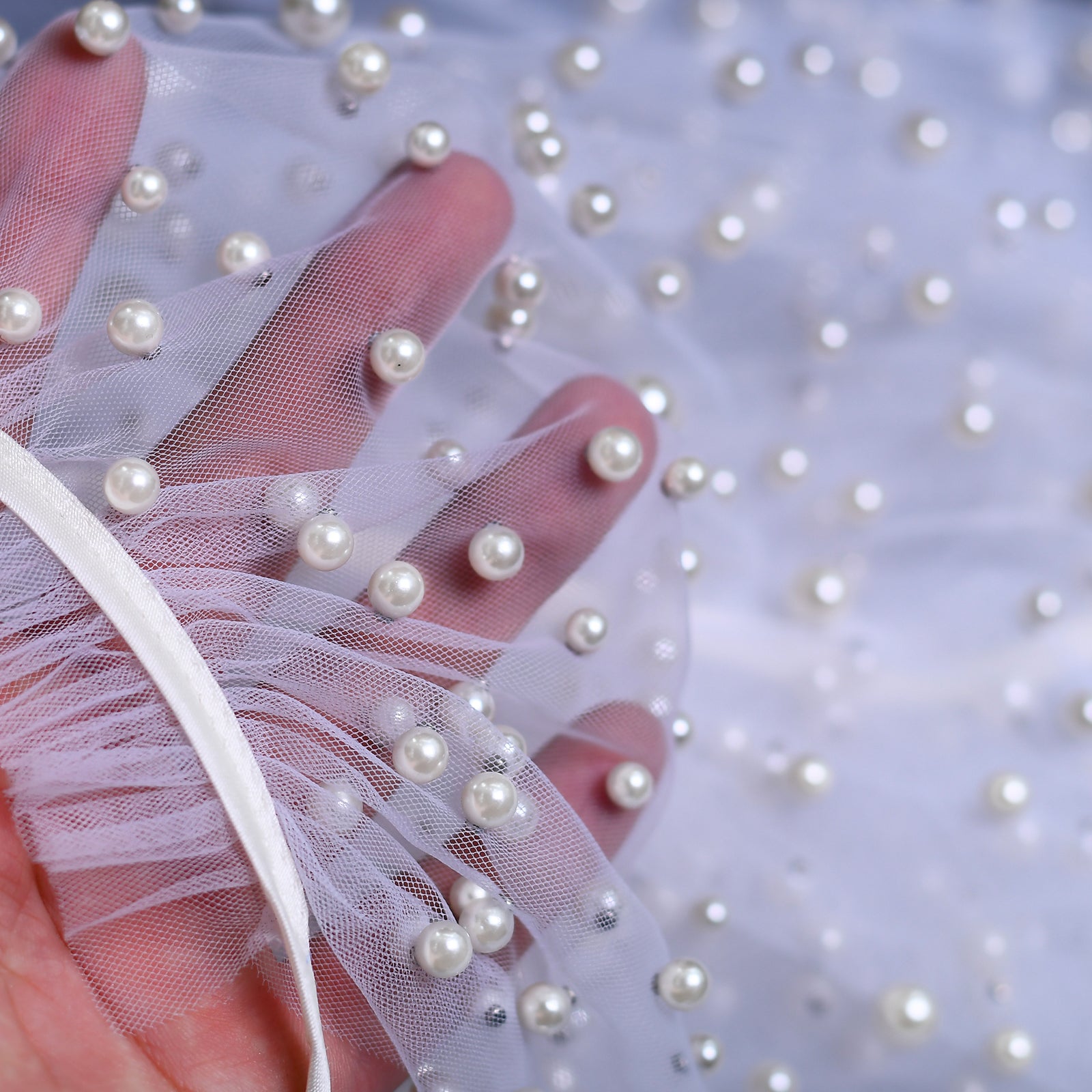 VG02-W white pearl mesh shawl