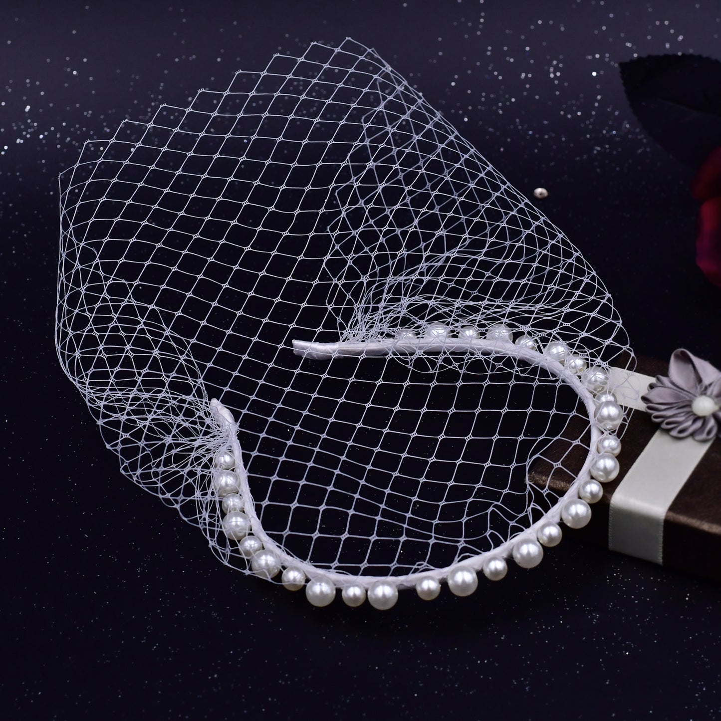 VA11-W white pearl mesh face veil