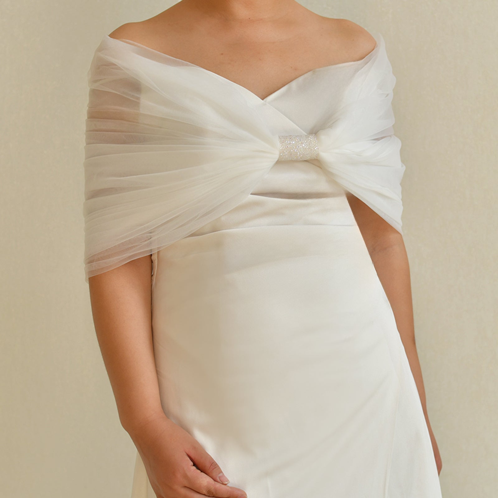 MG29-I white mesh veil