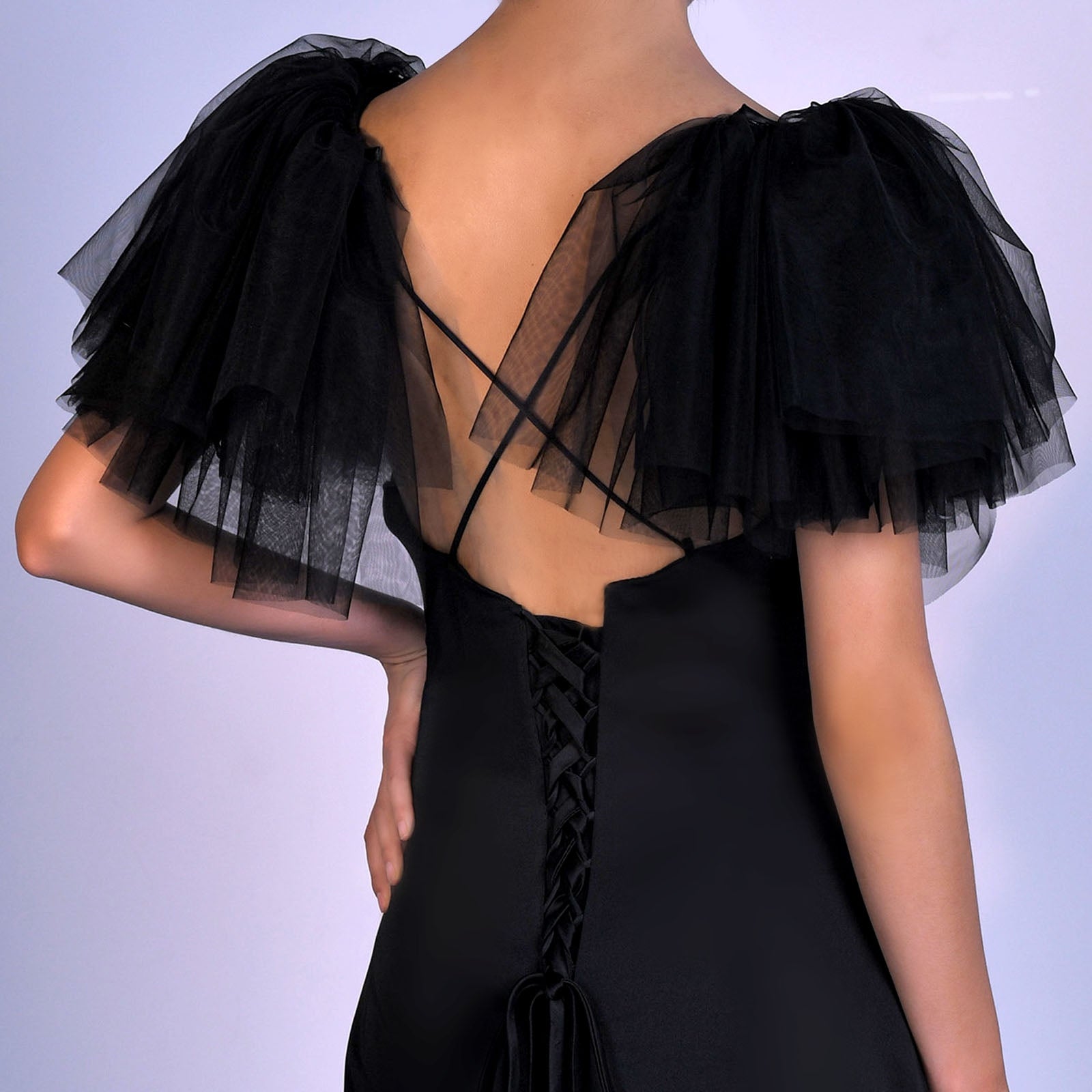 MG50-B black mesh veil