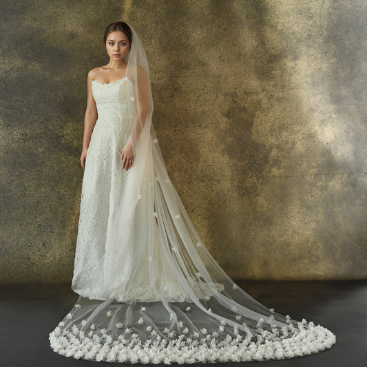 V93-IM3 white mesh flower veil