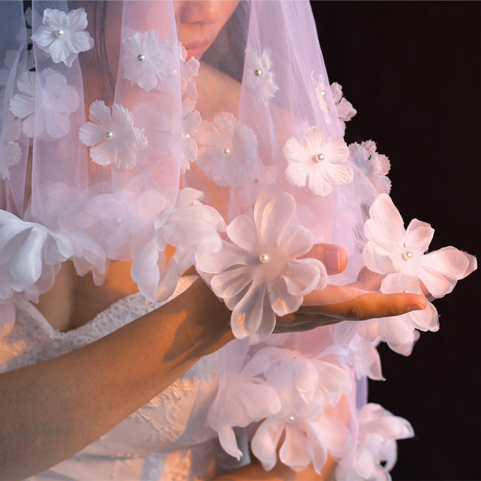 V230-I ivory mesh veil