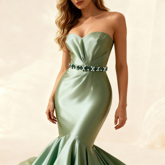 BS437KL emerald rhinestone belt