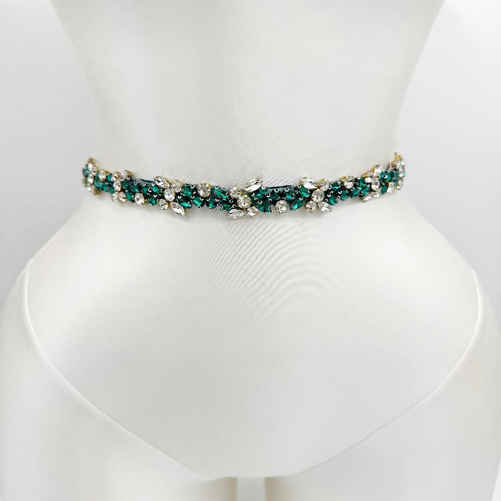 BS437KL emerald rhinestone belt