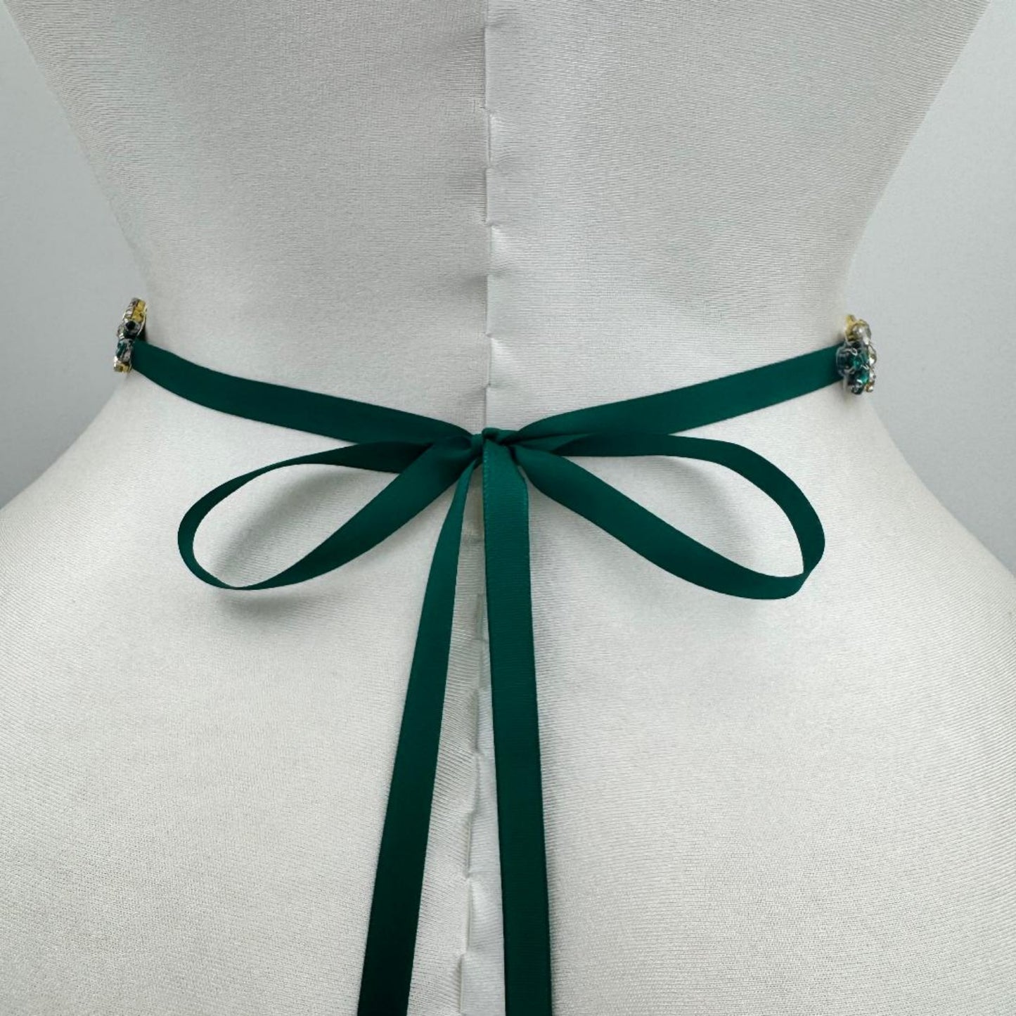 BS437KL emerald rhinestone belt