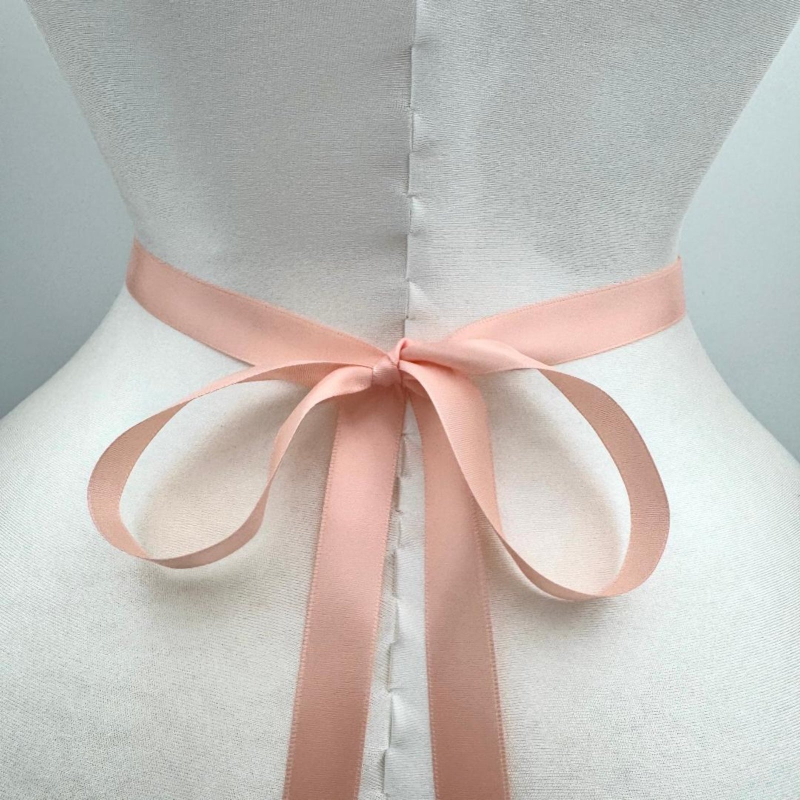 BS64 ivory rhinestone flower belt