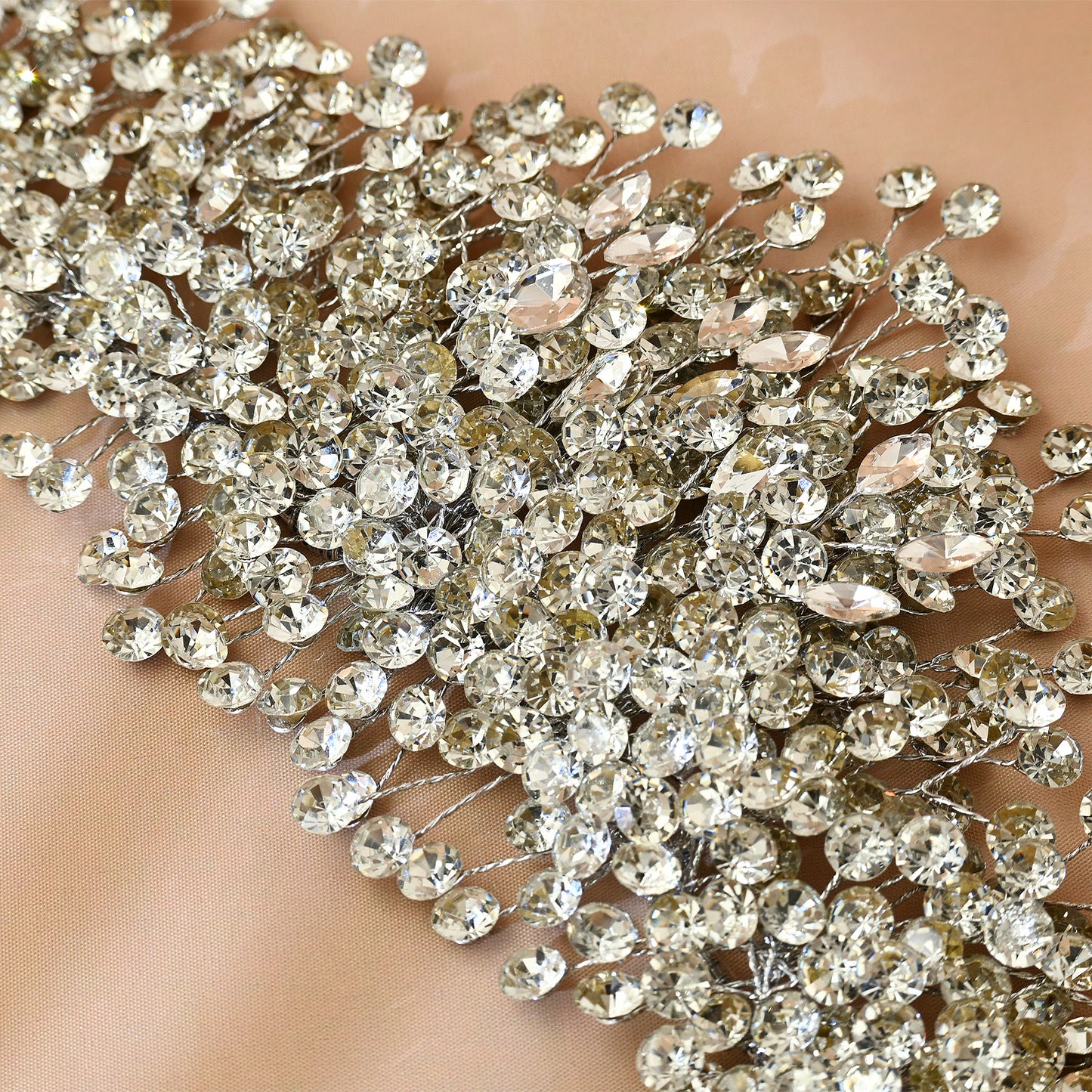 Bridella BHP376-S Silver Rhinestone Crown