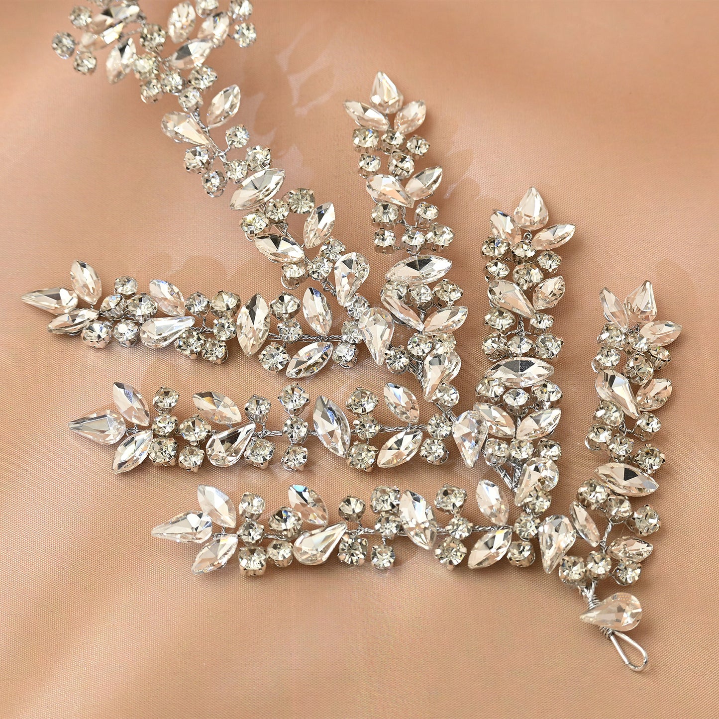 Bridella BHP425-S Silver Rhinestone Crown