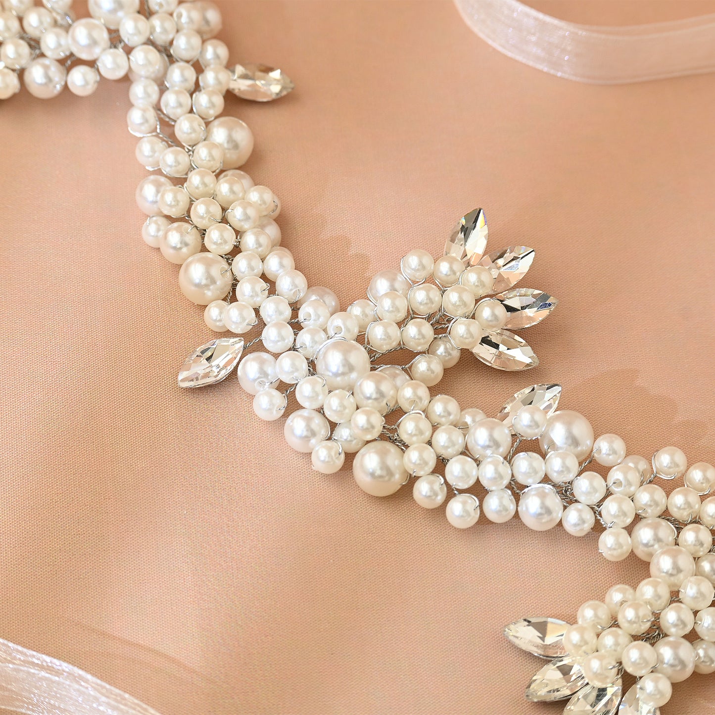 Bridella BHP186-S Silver Rhinestone & Pearl Headband