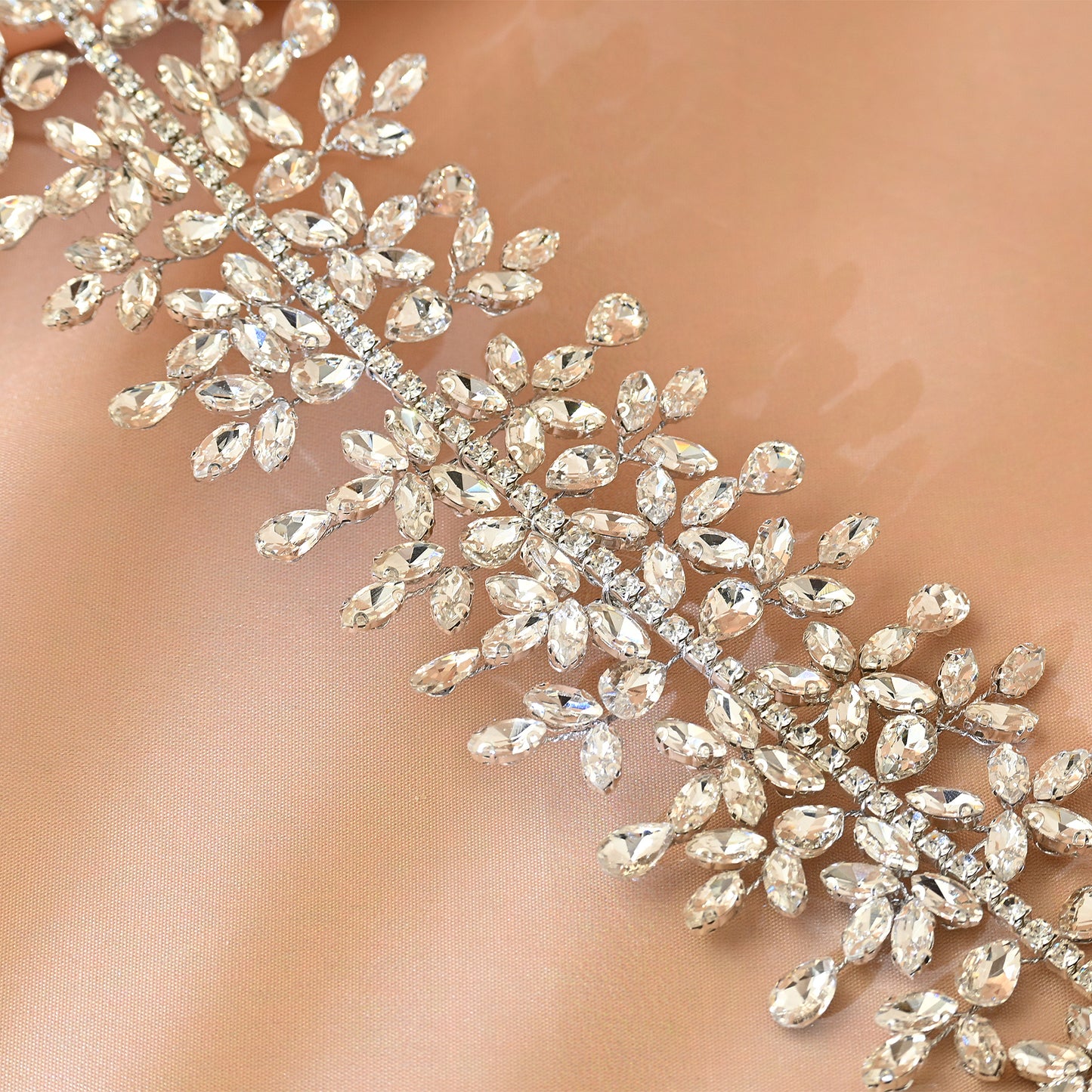 Bridella BHP404-S Silver Rhinestone Crown