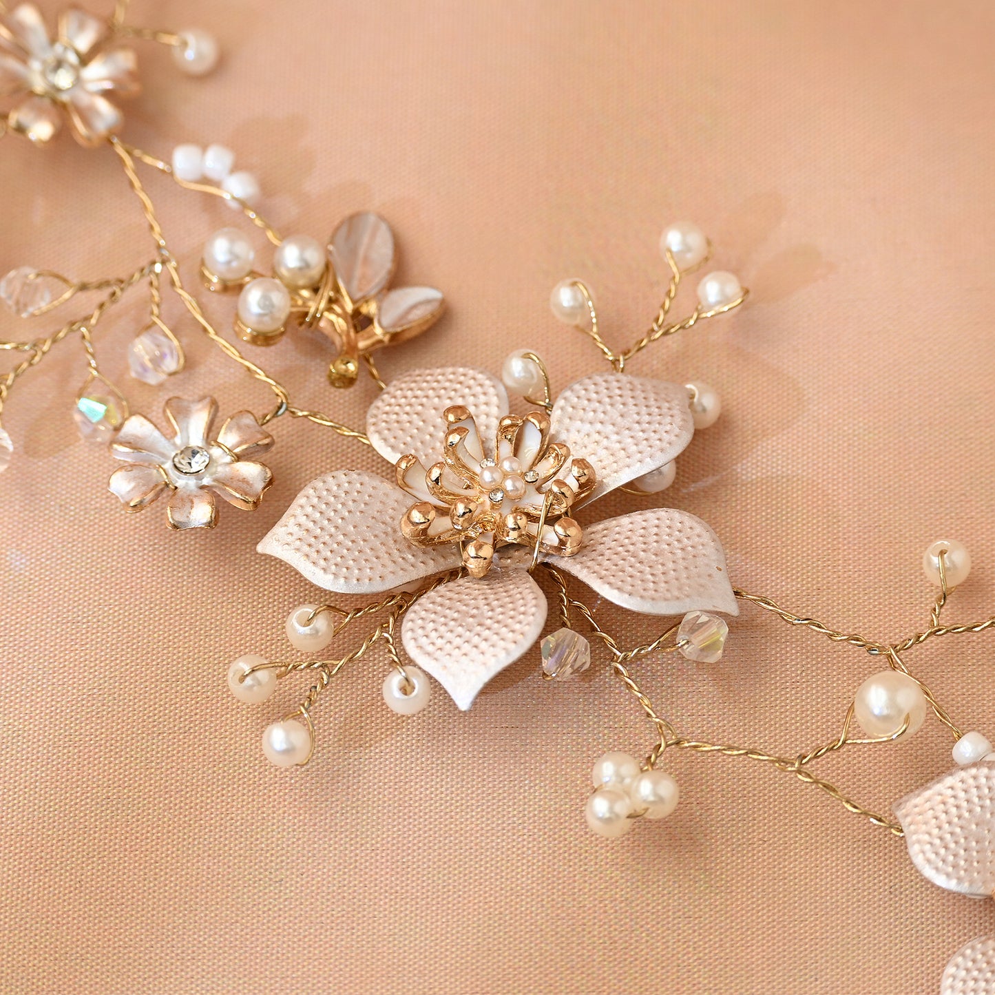 Bridella BHP357-G Gold Pearl & Alloy Headband