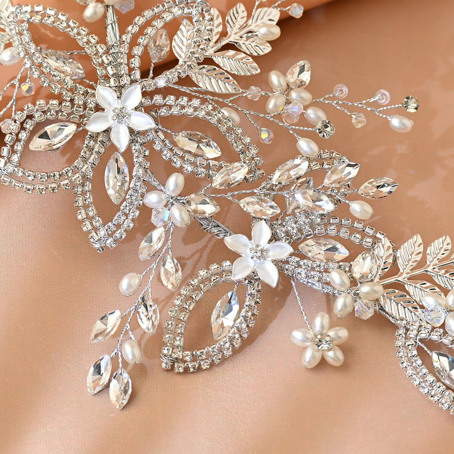 Bridella BHP305-S Silver Rhinestone Crown