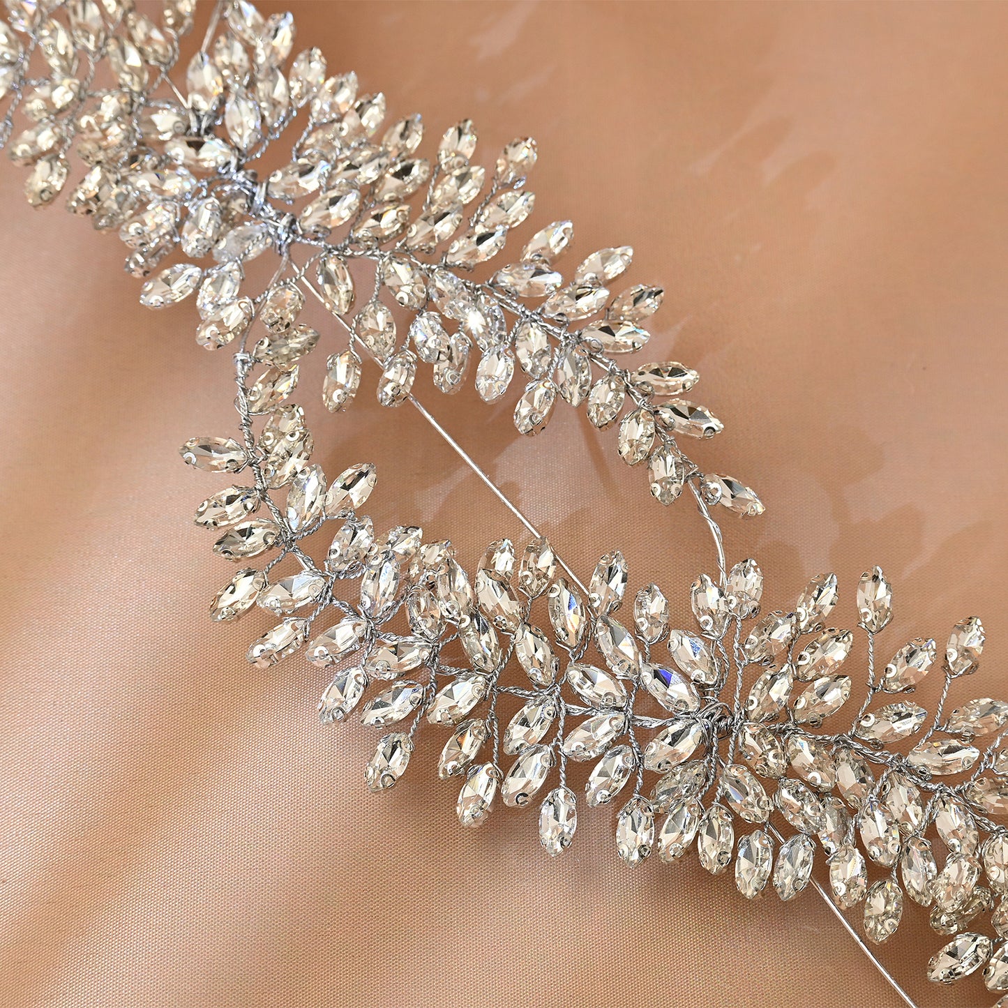 Bridella BHP444-S Silver Rhinestone & Pearl Crown