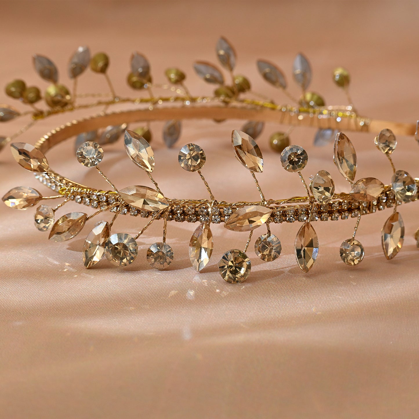 Bridella BHP531-G Gold Rhinestone Headband