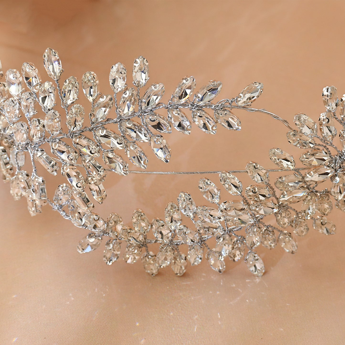 Bridella BHP444-S Silver Rhinestone & Pearl Crown