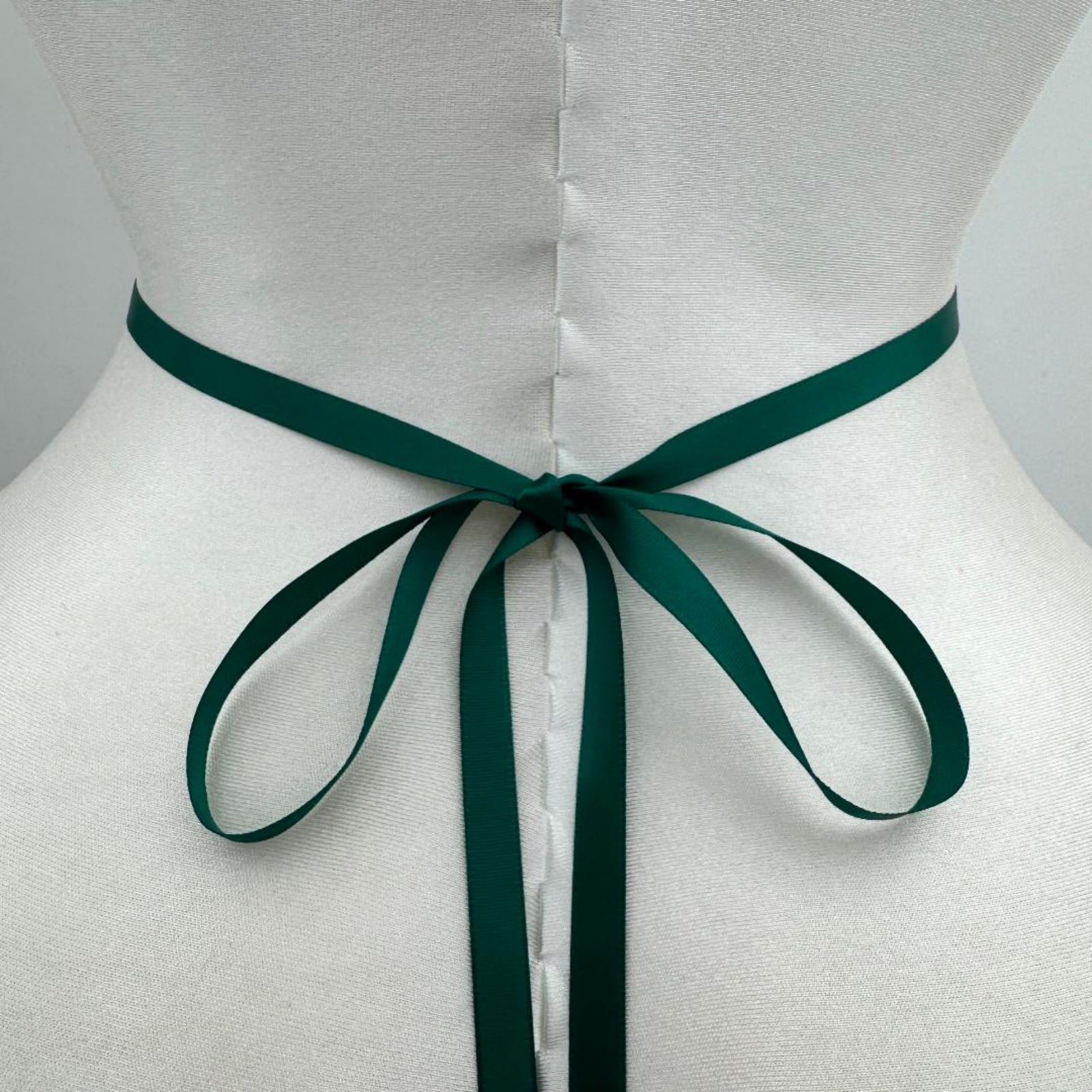 BS128GKL emerald rhinestone belt