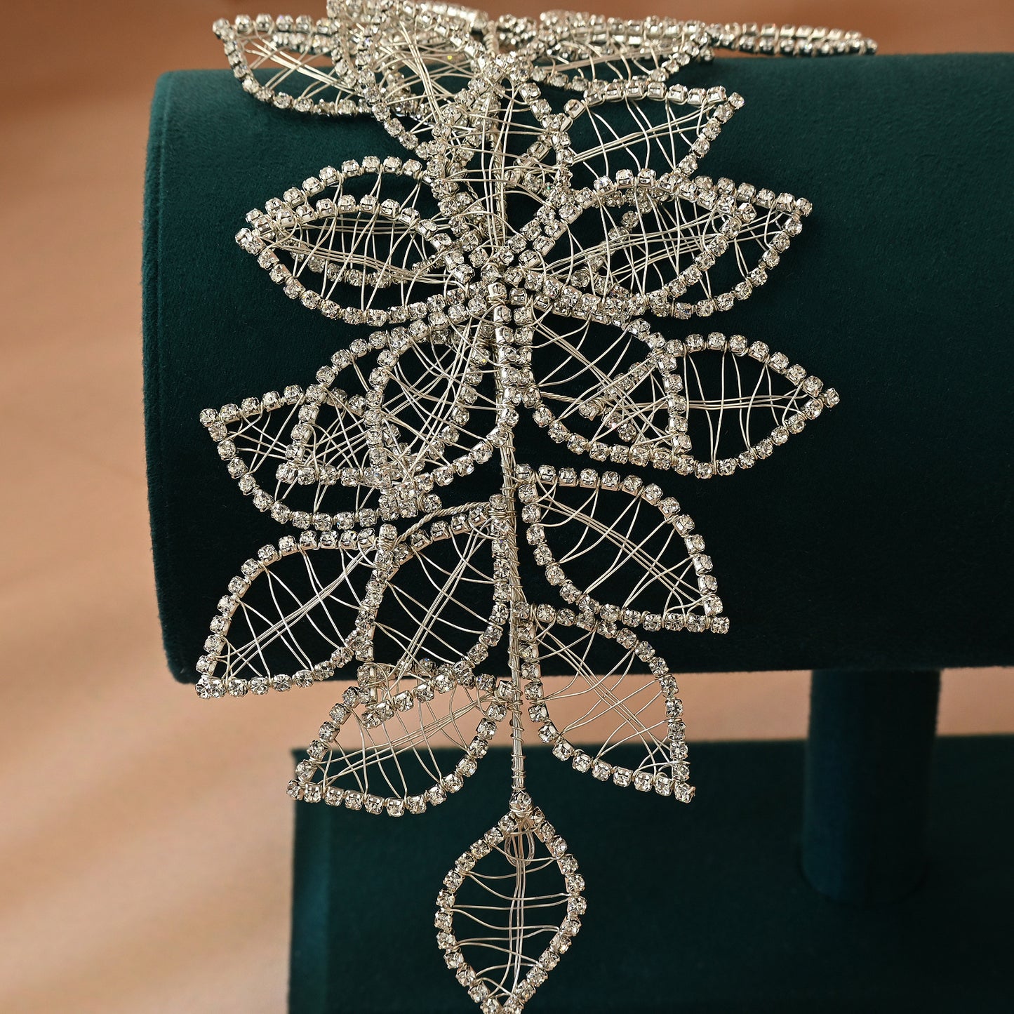 Bridella BHP256-S Silver Rhinestone Crown