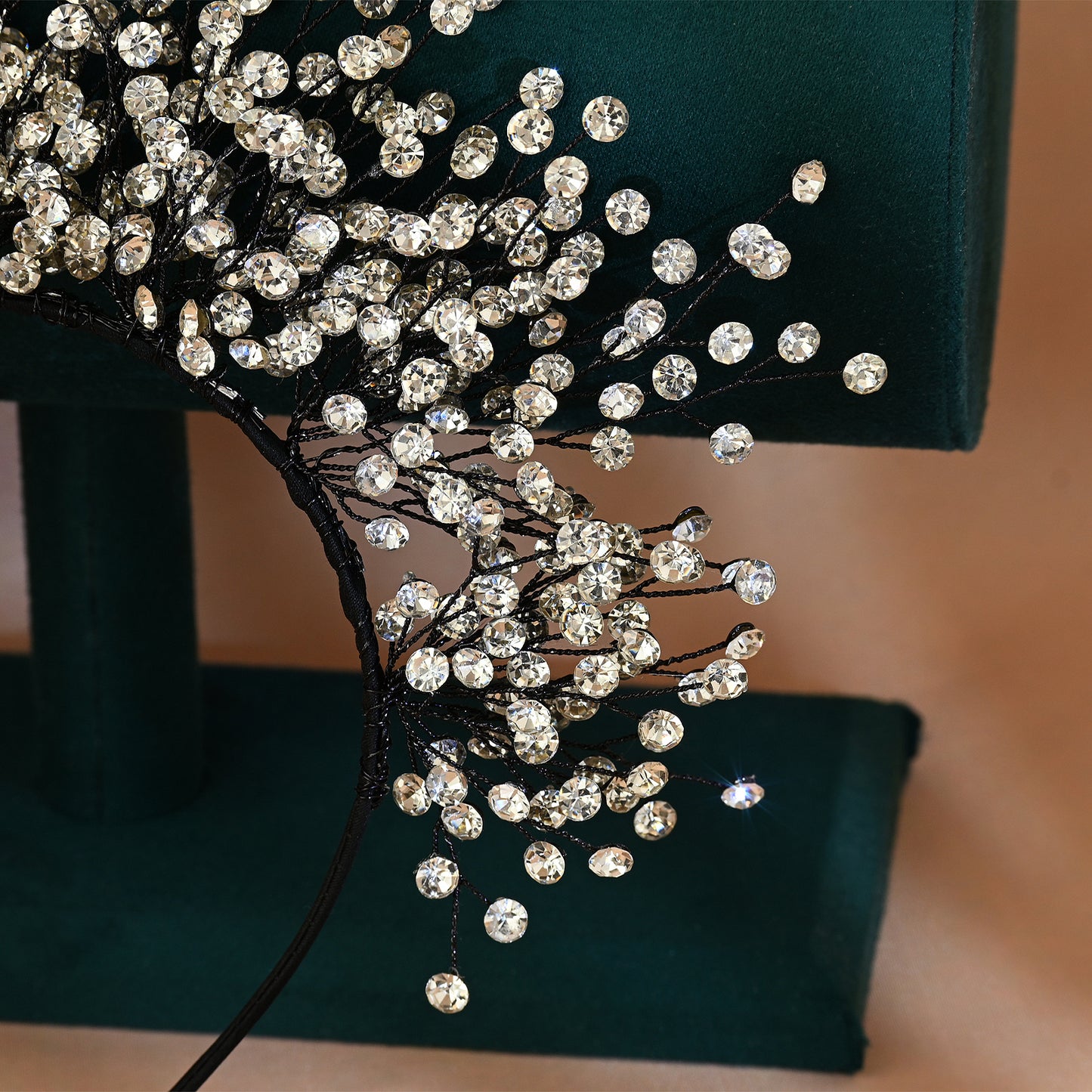 Bridella BHP193 Black Rhinestone Crown