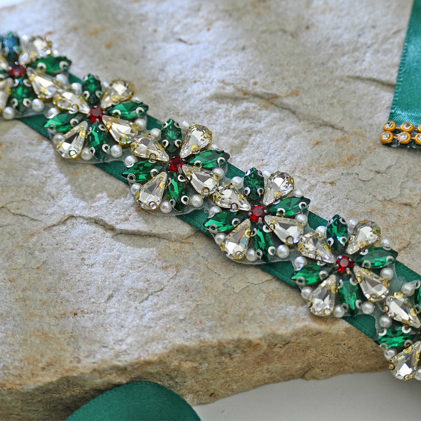Bridella BS205-Green Ribbon Rhinestone & Pearl Belt