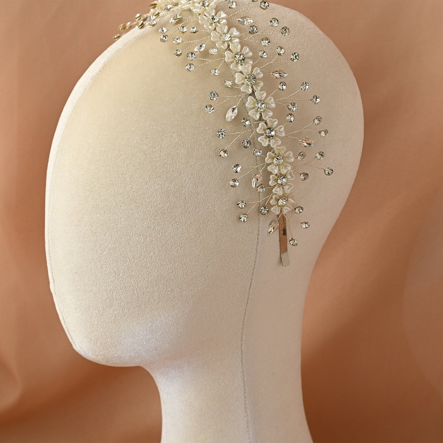 Bridella BHP543-S Silver Rhinestone & Flower Headband