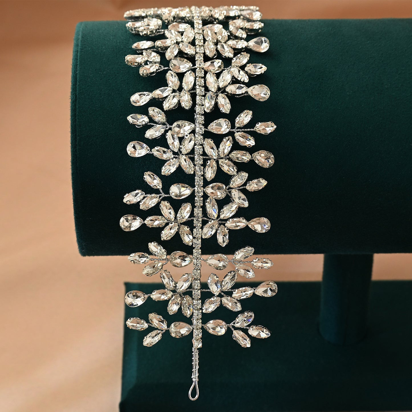 Bridella BHP404-S Silver Rhinestone Crown