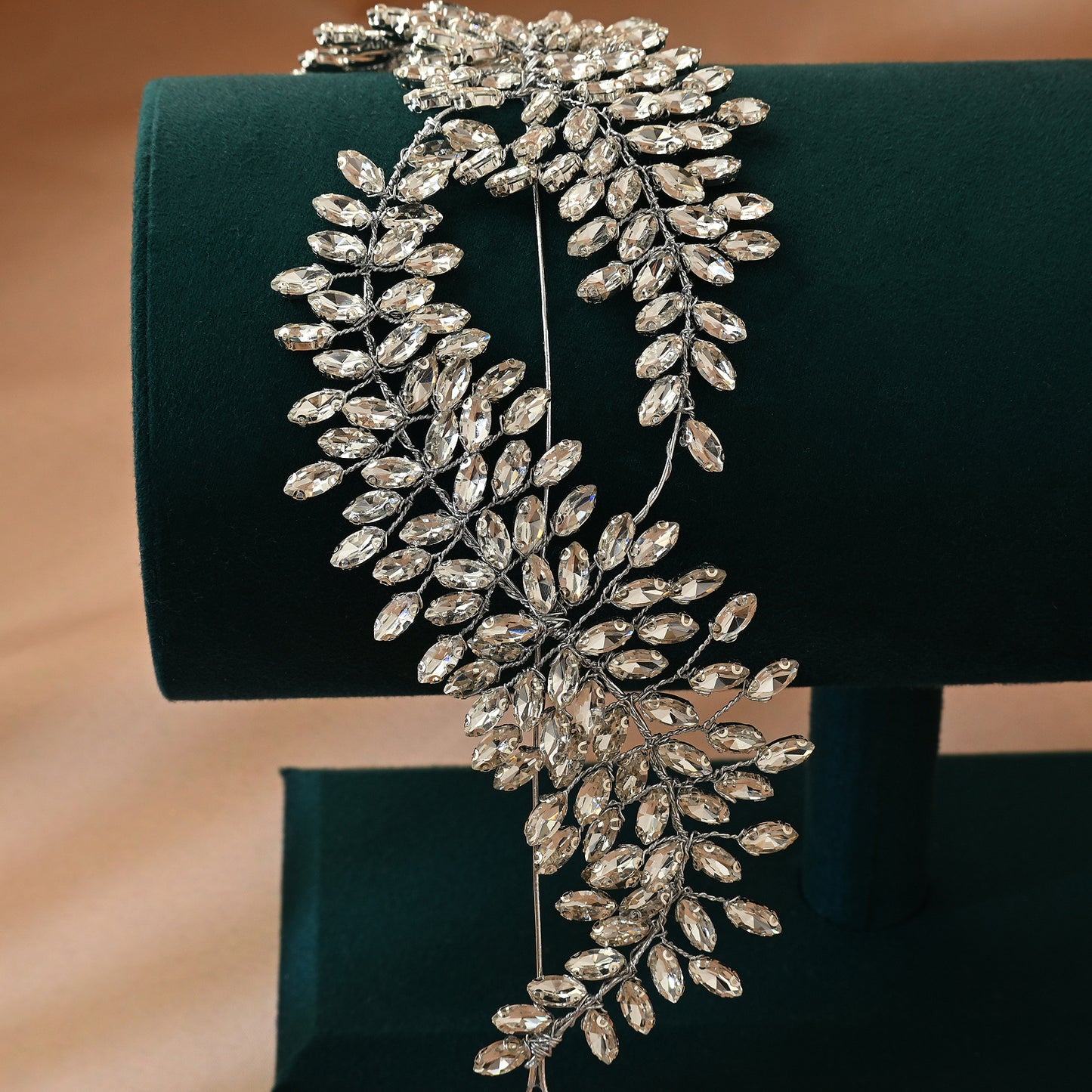 Bridella BHP444-S Silver Rhinestone & Pearl Crown