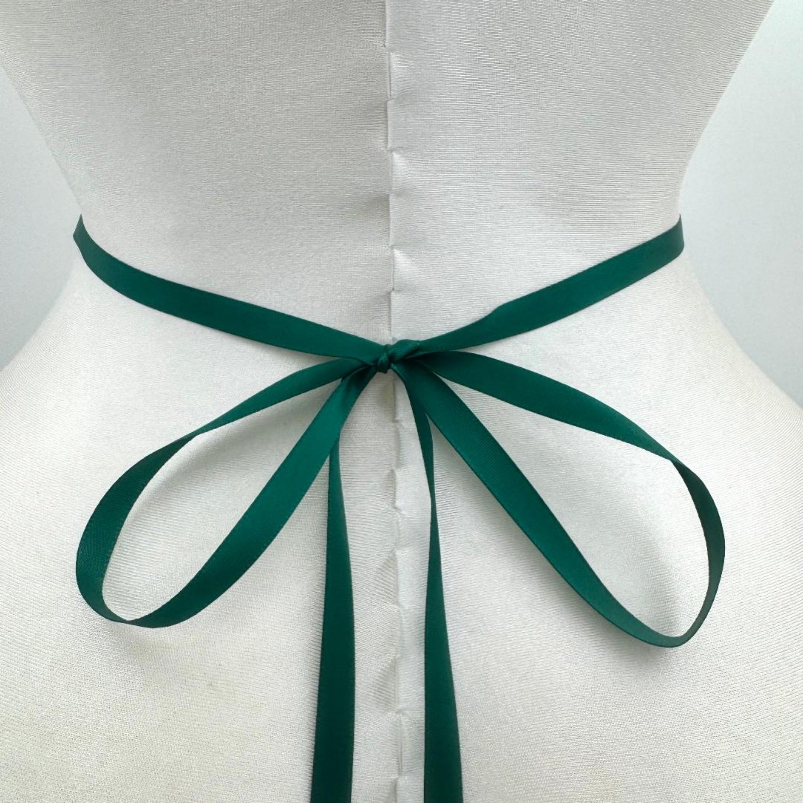 BS133KL emerald rhinestone belt