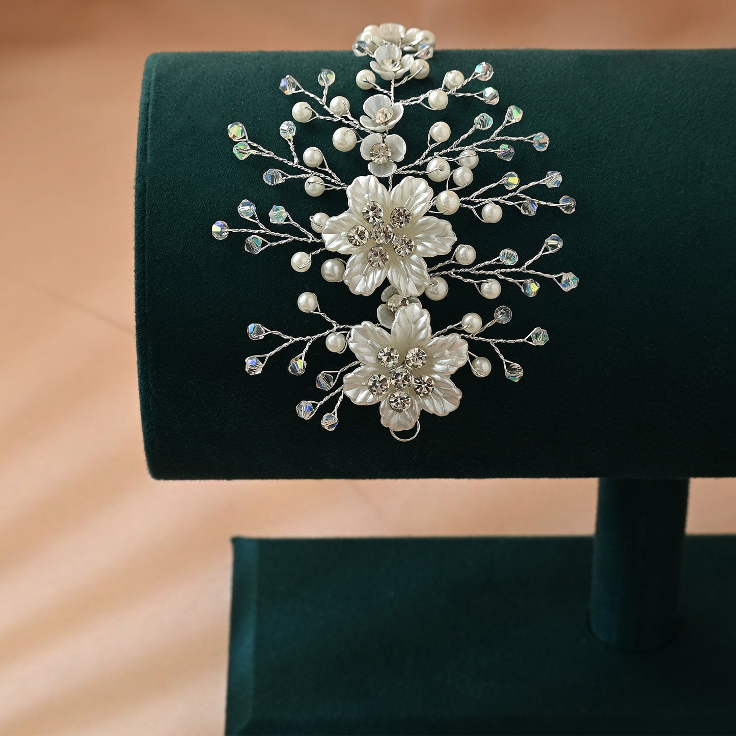 Bridella BHP295-S Silver Pearl & Crystal Headwear