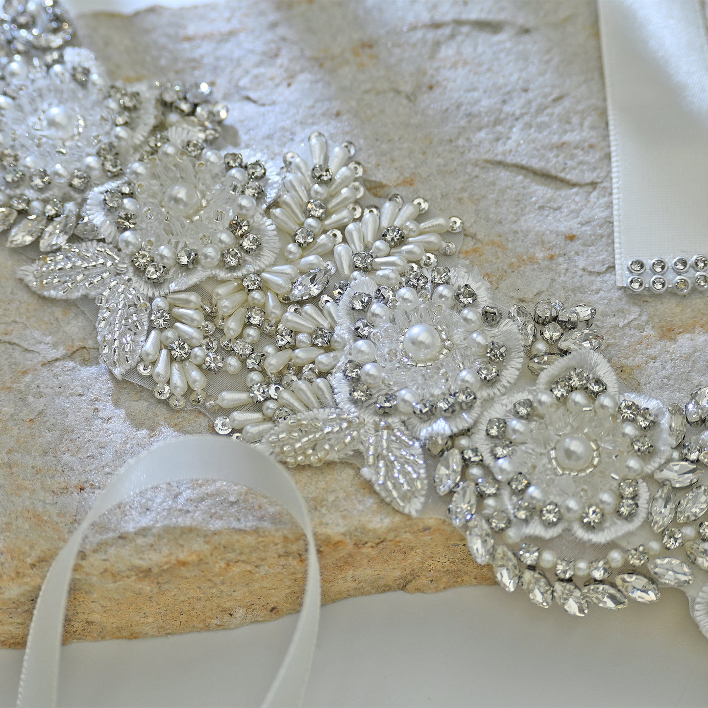 Bridella BS83 Off White Rhinestone & Pearl Belt