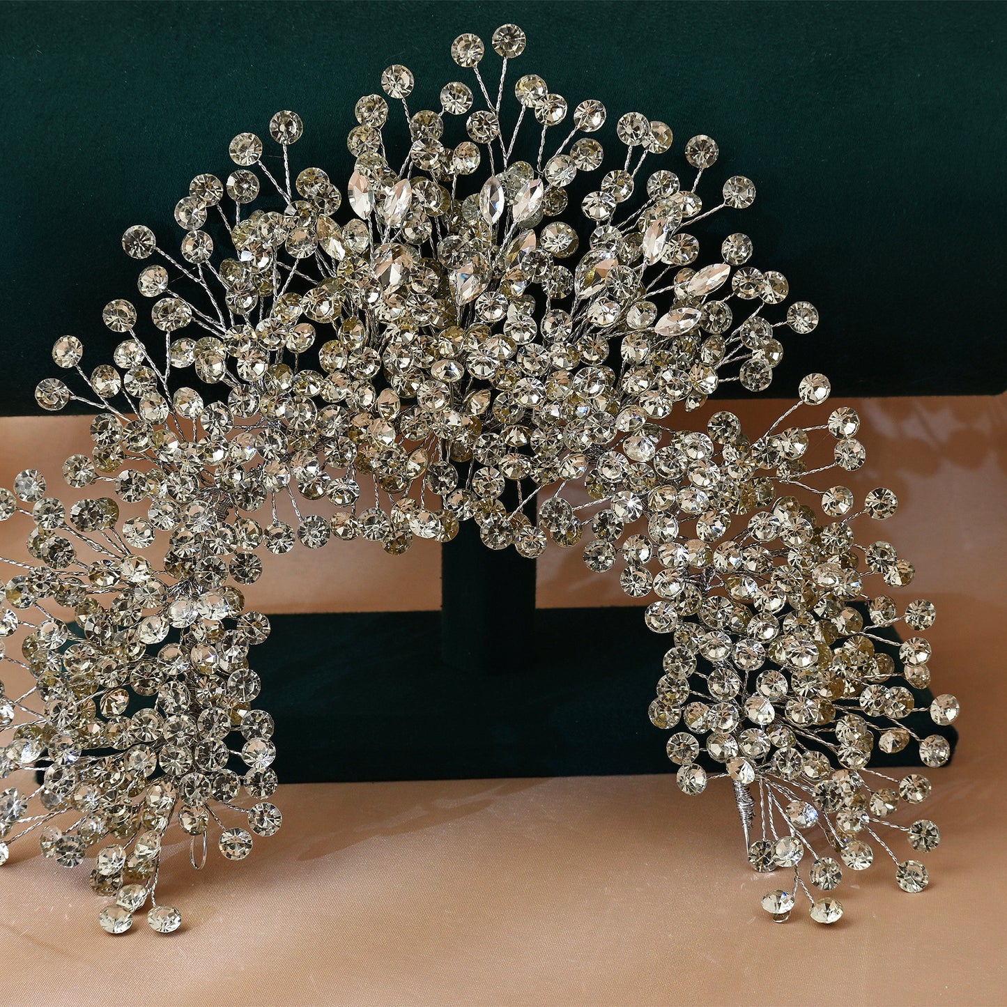 Bridella BHP376-S Silver Rhinestone Crown