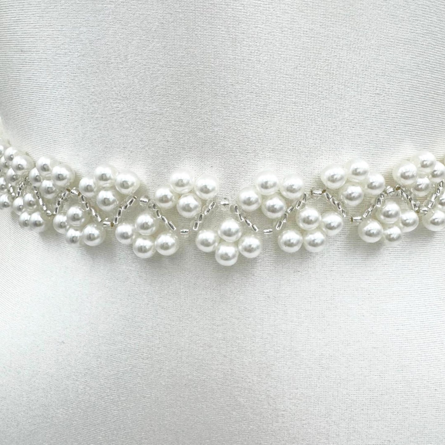 BS147 ivory pearl belt